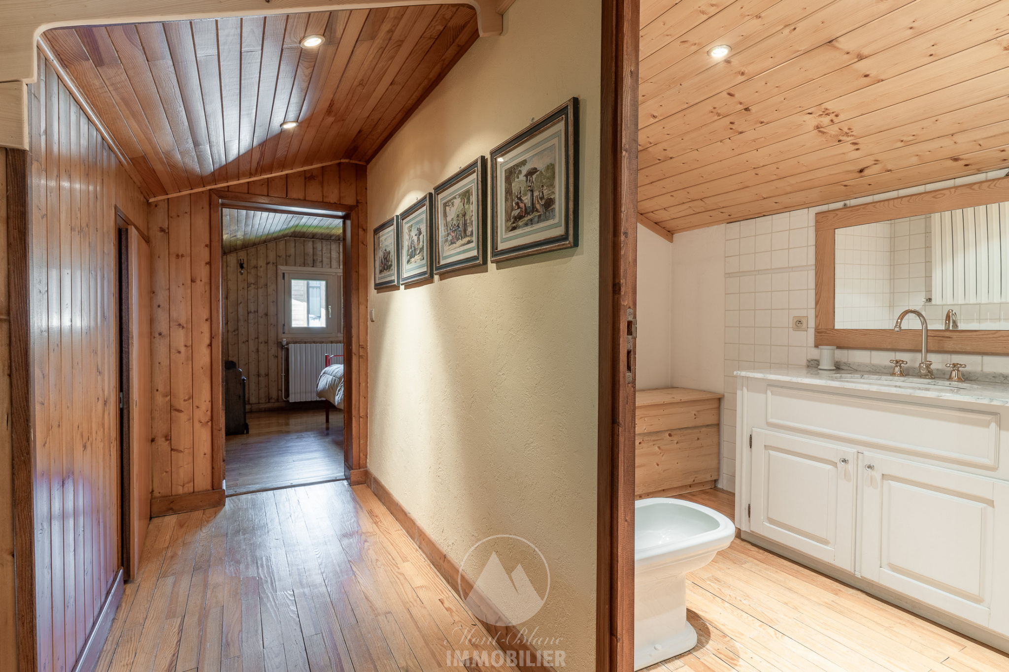 Photo of Chalet 150 m2 - Center les Houches