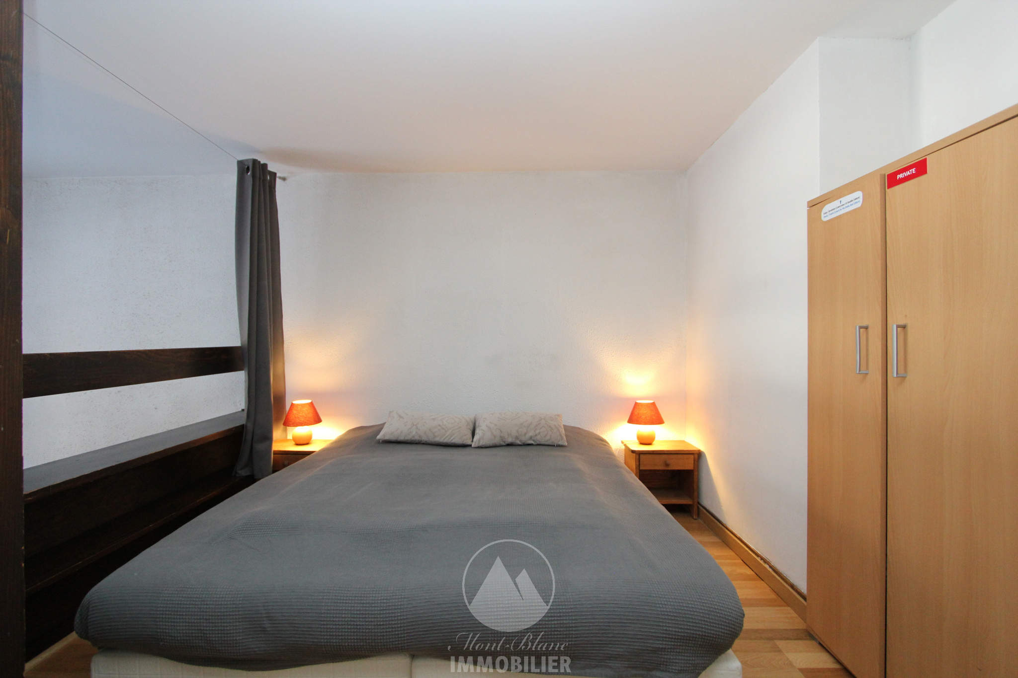 Photo of For sale for investors in Chamonix-Mont-Blanc (74): duplex