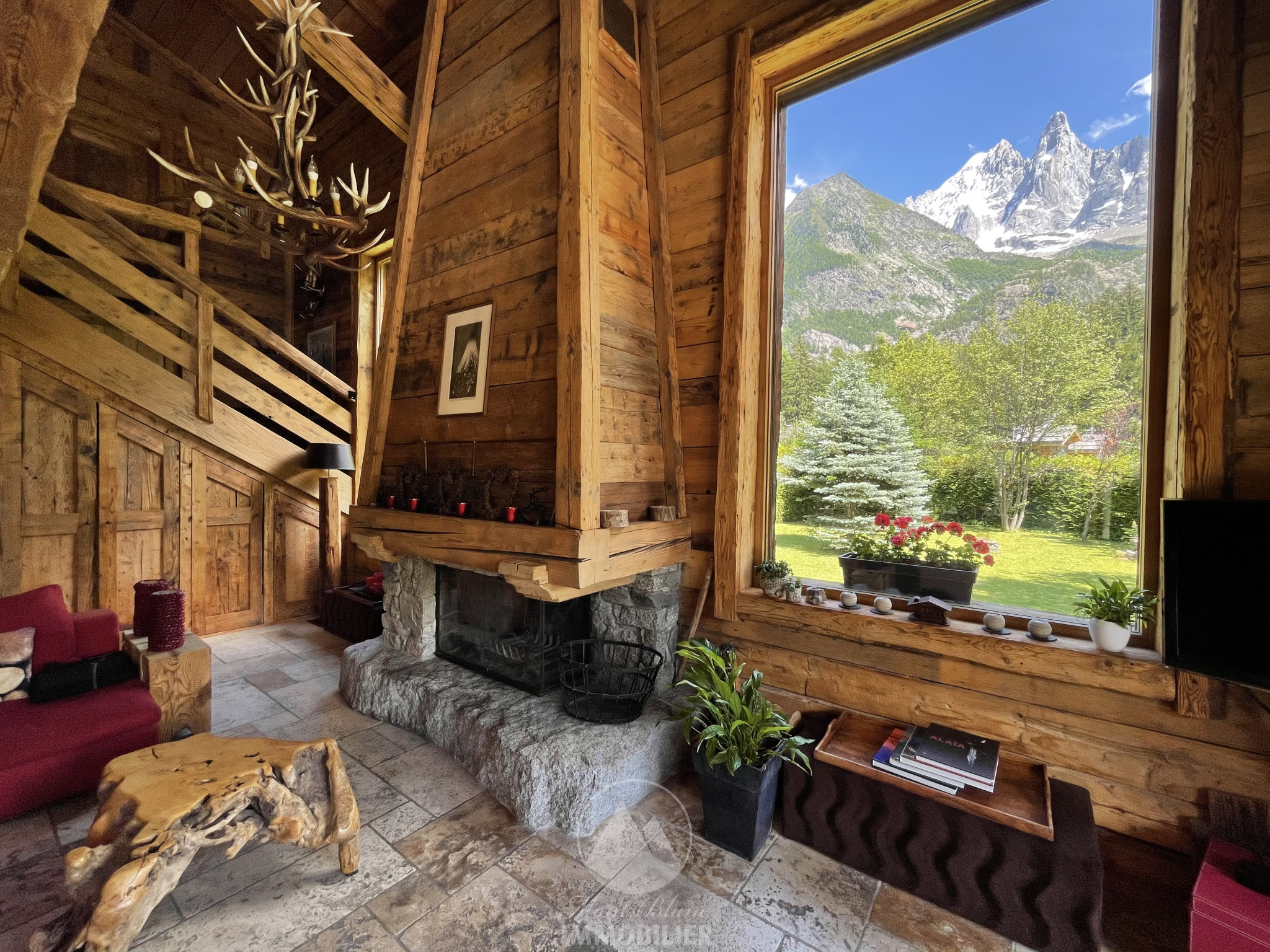 CHALET La verte WITH BEAUTIFUL AMENITIES Accommodation in Chamonix