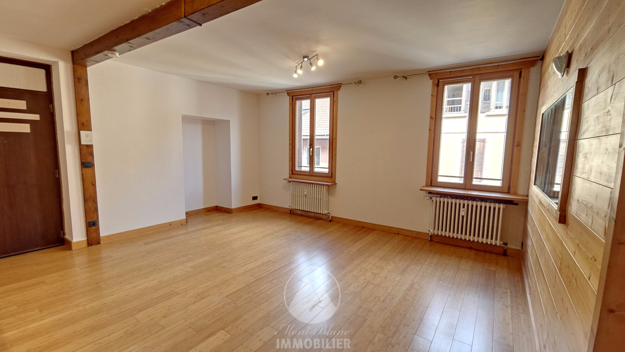 Photo of APPARTEMENT T4 - HYPER CENTRE SALLANCHES