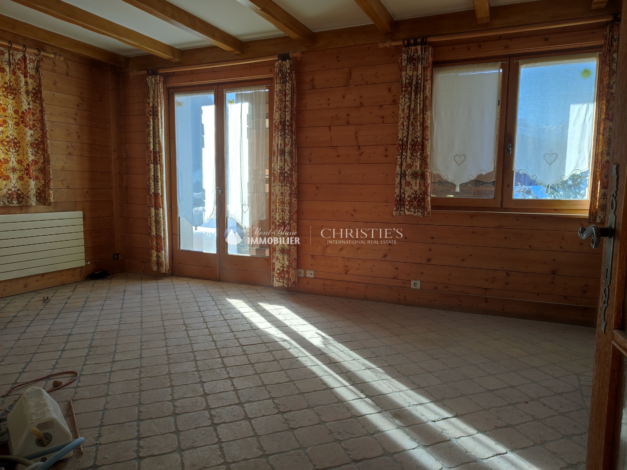 Photo of T5 Apartment in Attic Megève