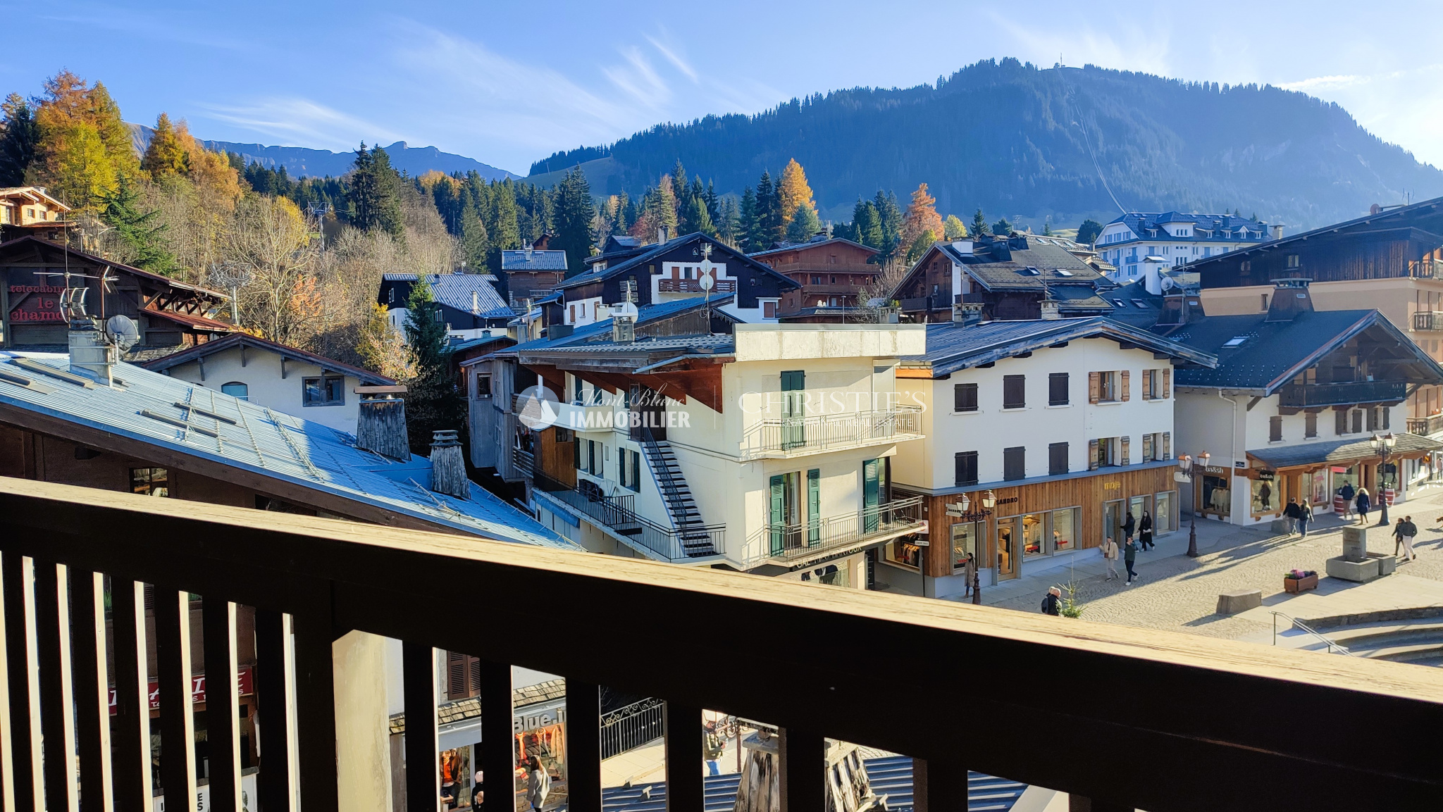 Photo of À Megève, immobilier de luxe : à vendre appartement au coeur du village