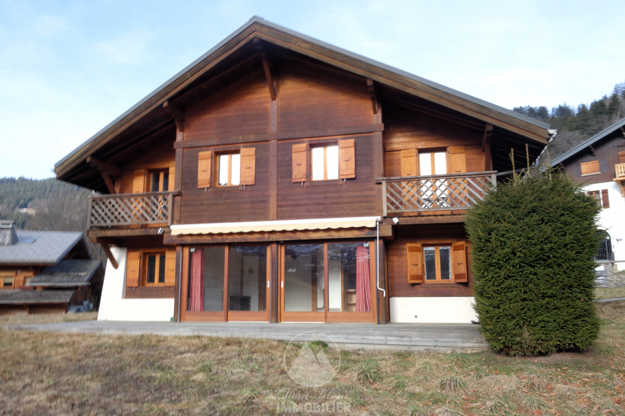 Megève, Chalet real estate complex + building land with Mont Blanc view Accommodation in Megeve