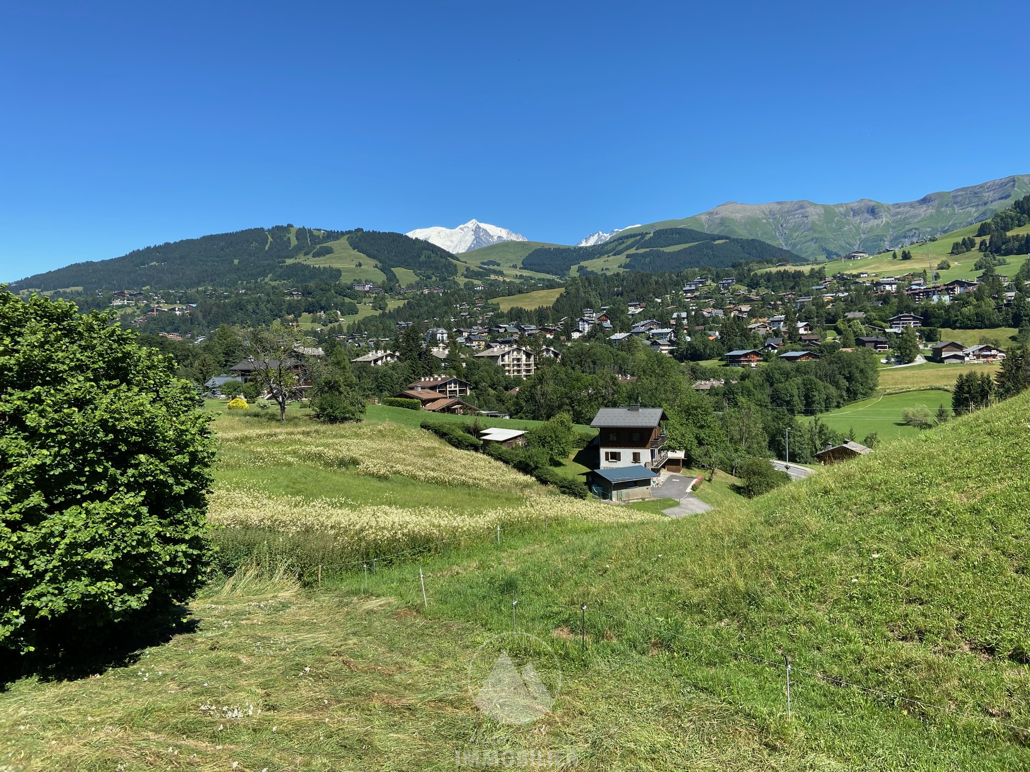 MEGEVE - Terrain plat constructible vue Mont Blanc Accommodation in Megeve