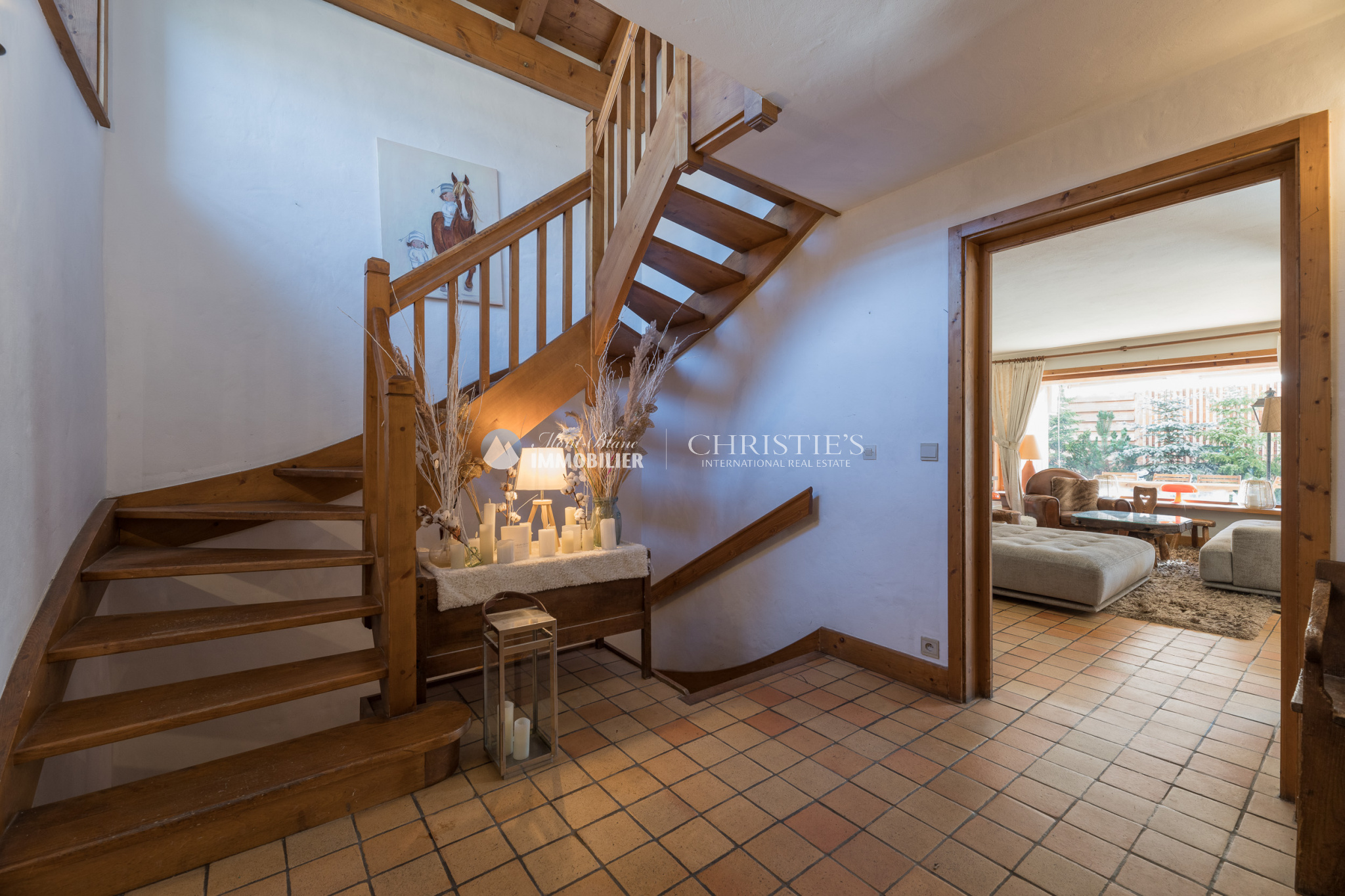 Photo of 300 m2 family chalet in the heart of Megève