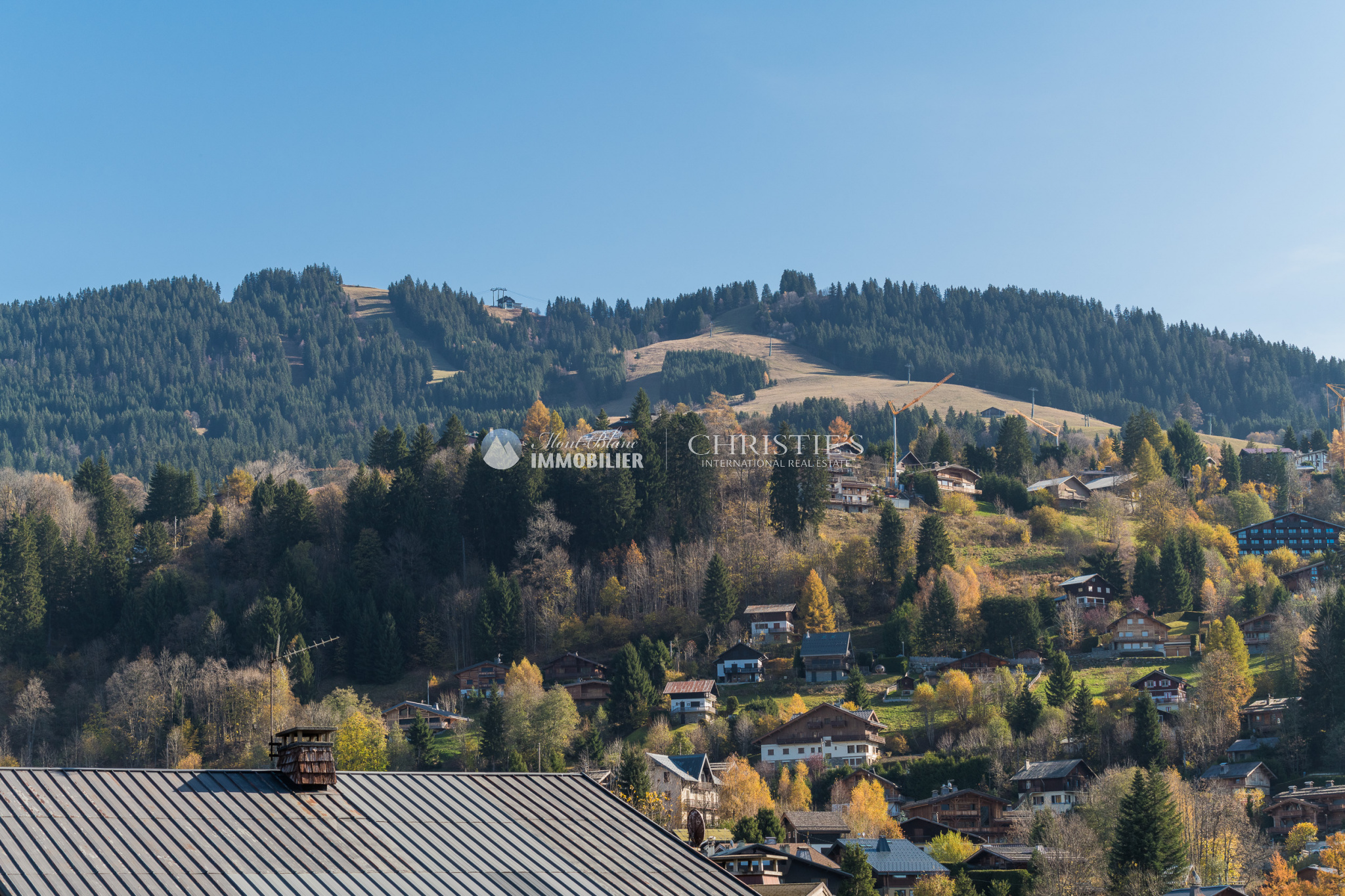 Photo of 300 m2 family chalet in the heart of Megève