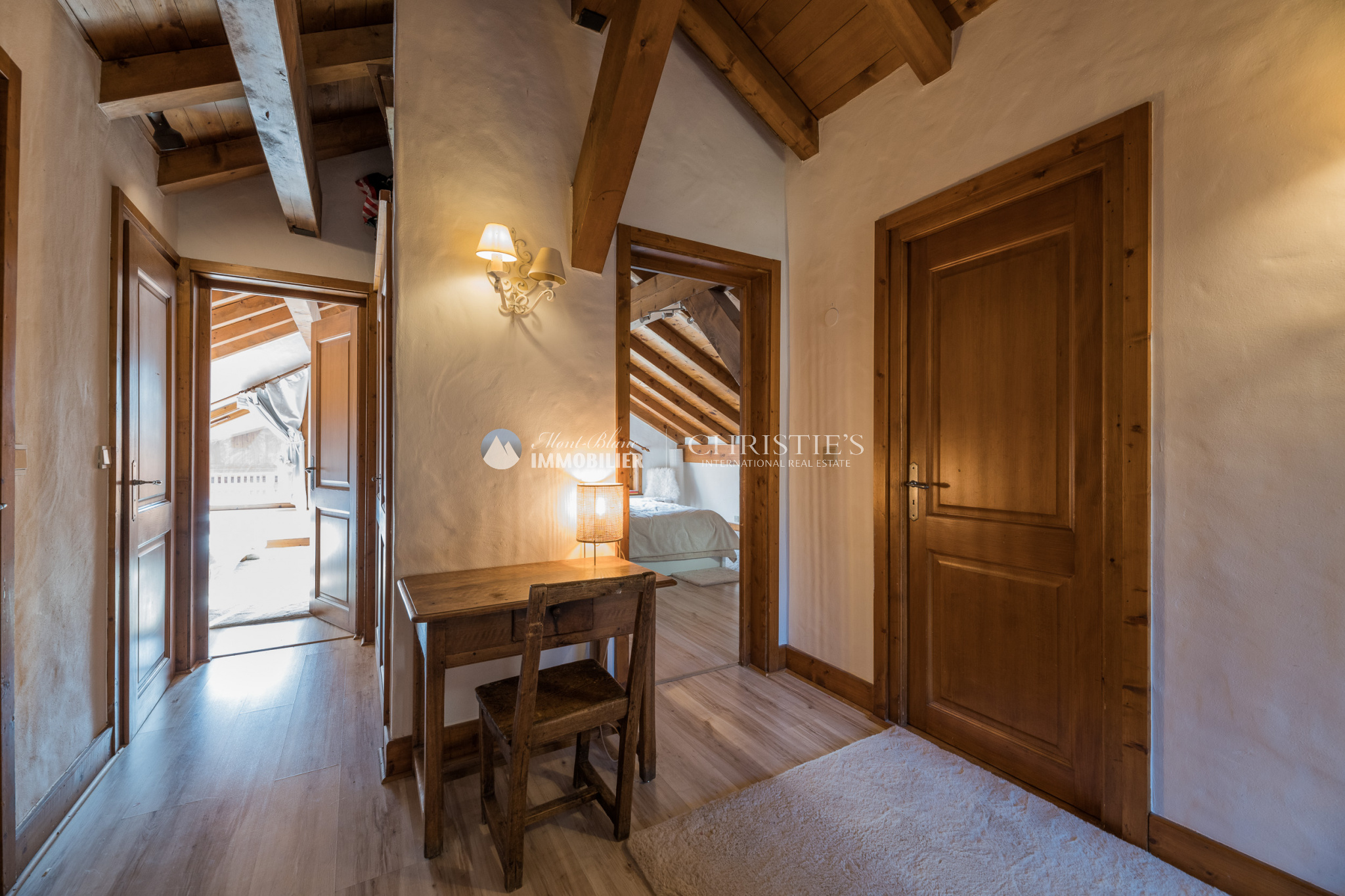 Photo of 300 m2 family chalet in the heart of Megève