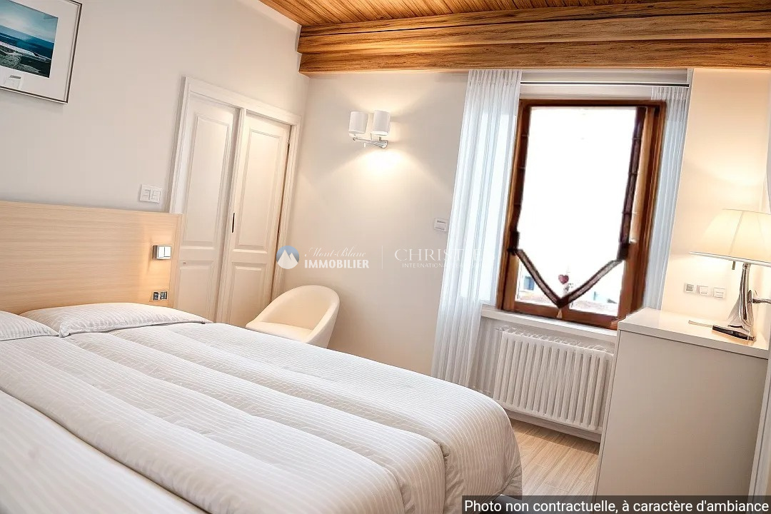 Photo of VERY NICE 3-ROOM APARTMENT FOR SALE - PRIME LOCATION IN THE HEART OF THE PEDESTRIAN ZONE OF MEGÈVE